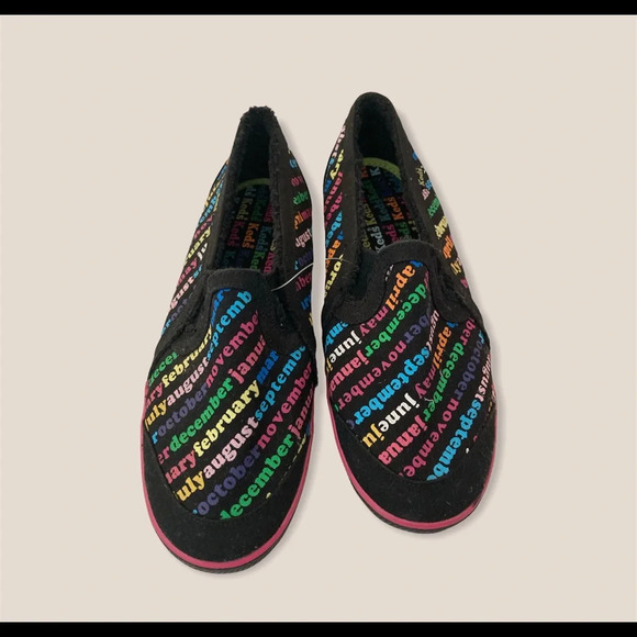 KEDS Black Printed Footwear Slip On Size 8 1/2 Brand New - Picture 1 of 5